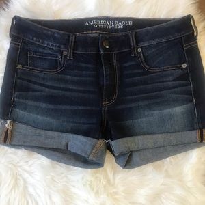 American Eagle shorts Midi size 12